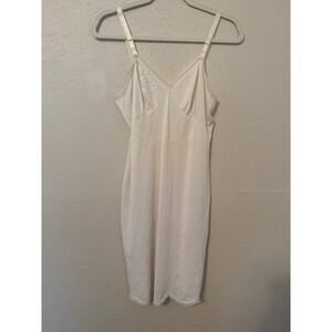 Vintage Shadowline White Nylon‎ Antron III Full Slip Lace Trim 34 Short